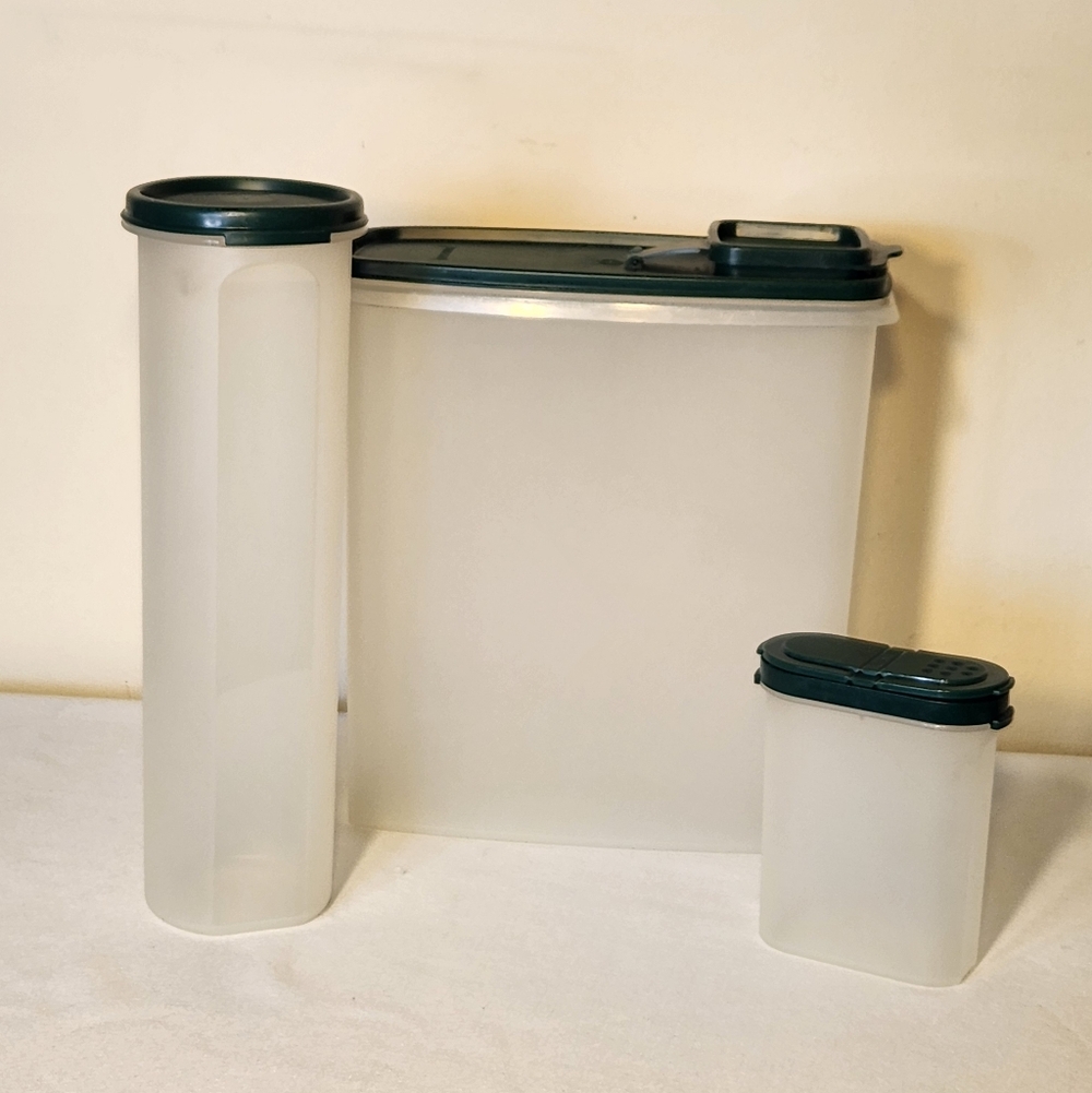 Vtg Tupperware Super Cereal Keeper, Modular Mate Spaghetti Keeper & Lg Spice Con